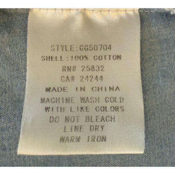 Cowgirl Up Womens Size L Soft Cotton Blue Chambray Western Blouse Embroidered - Picture 9 of 9